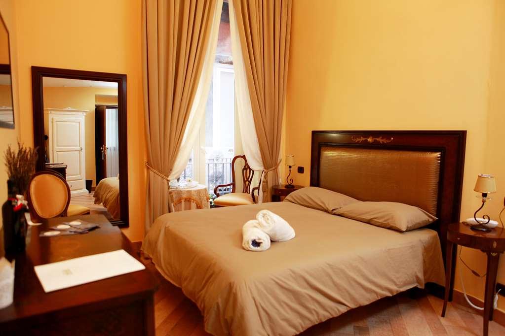 Hotel Lanfipe Palace Nápoles Habitación foto